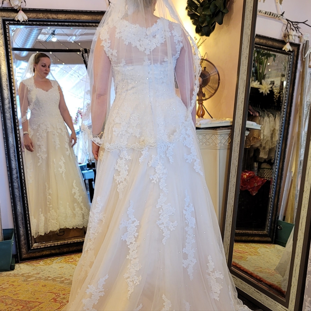 Wedding Dress - New Sz 14